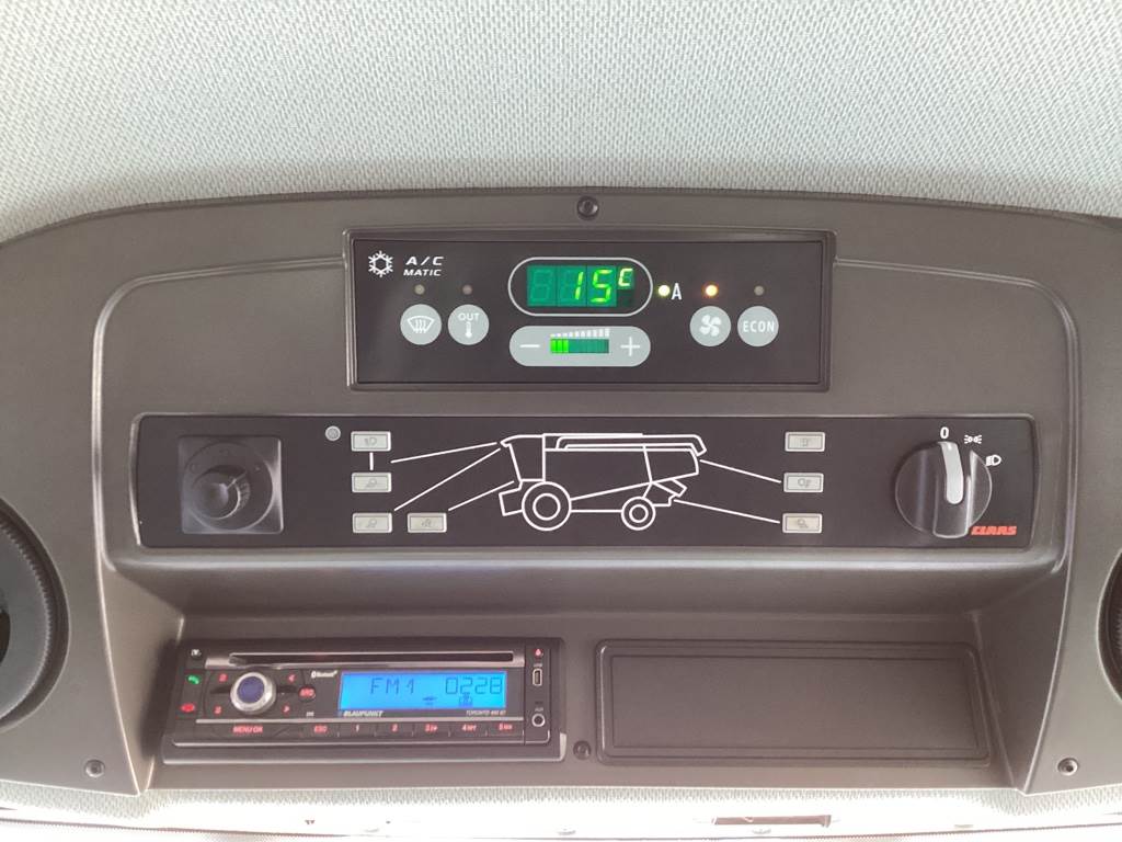 2012 CLAAS LEXION 750 TT