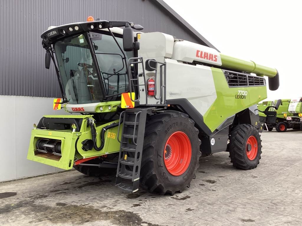 2020 CLAAS LEXION 7700