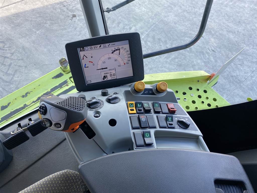 2012 CLAAS LEXION 770 TT