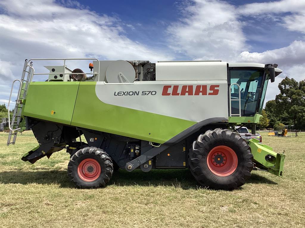 2009 CLAAS LEXION 570