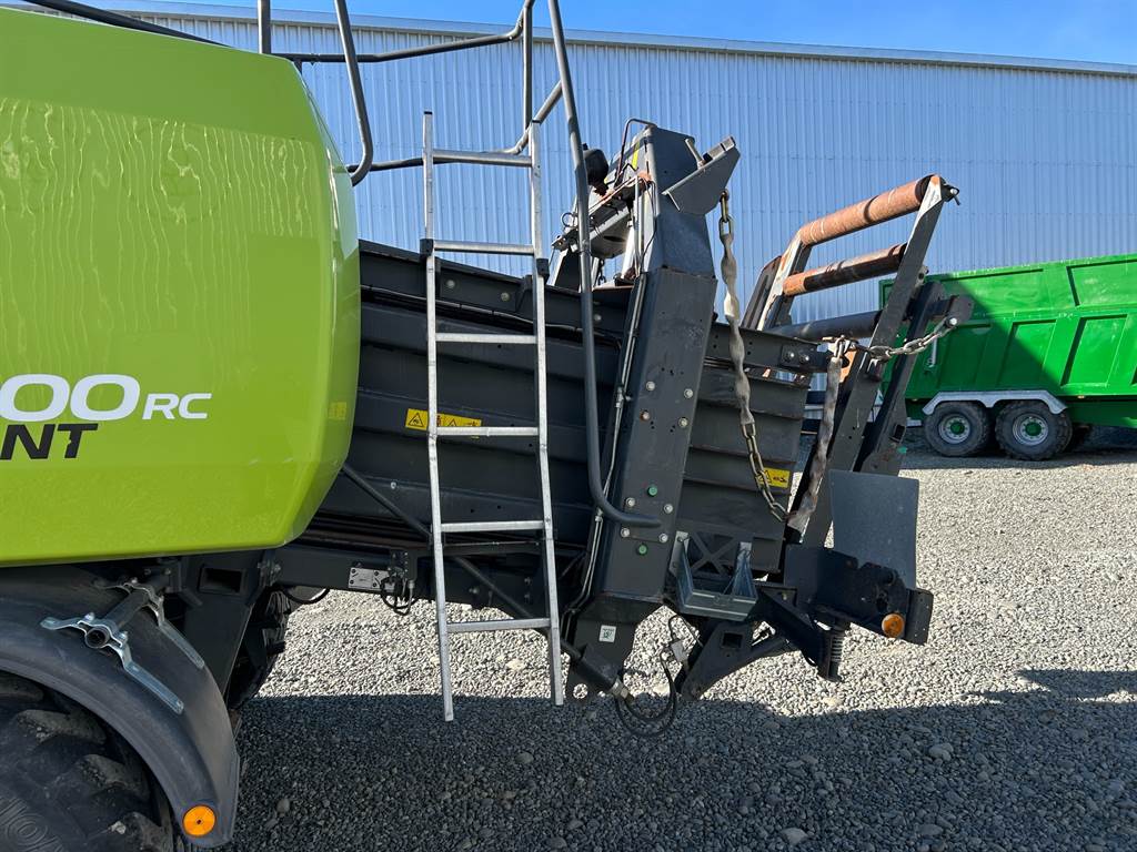 2018 CLAAS QUADRANT 5300