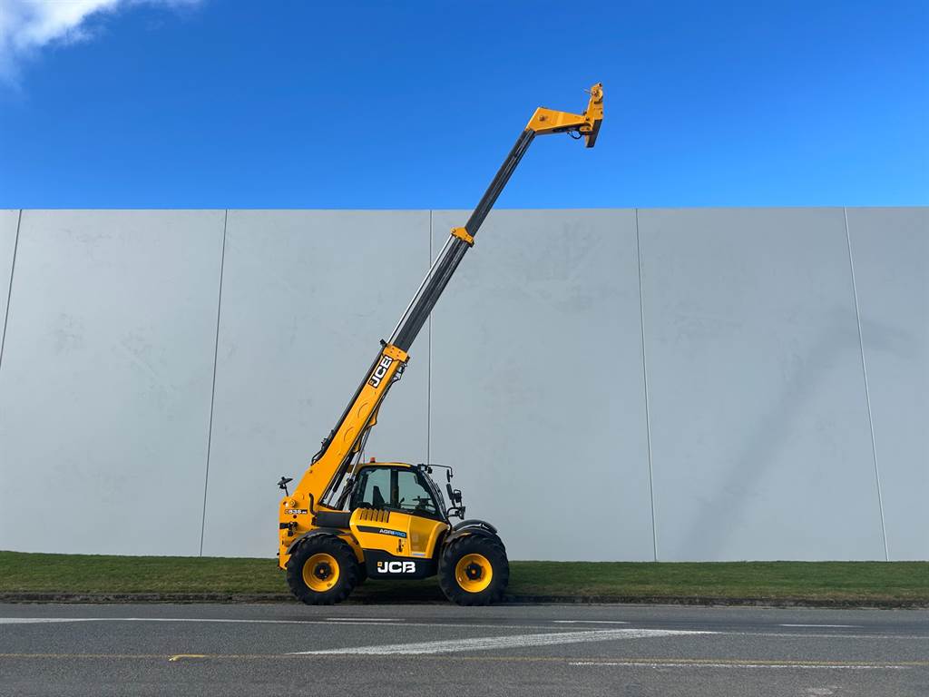 2023 JCB 536-95