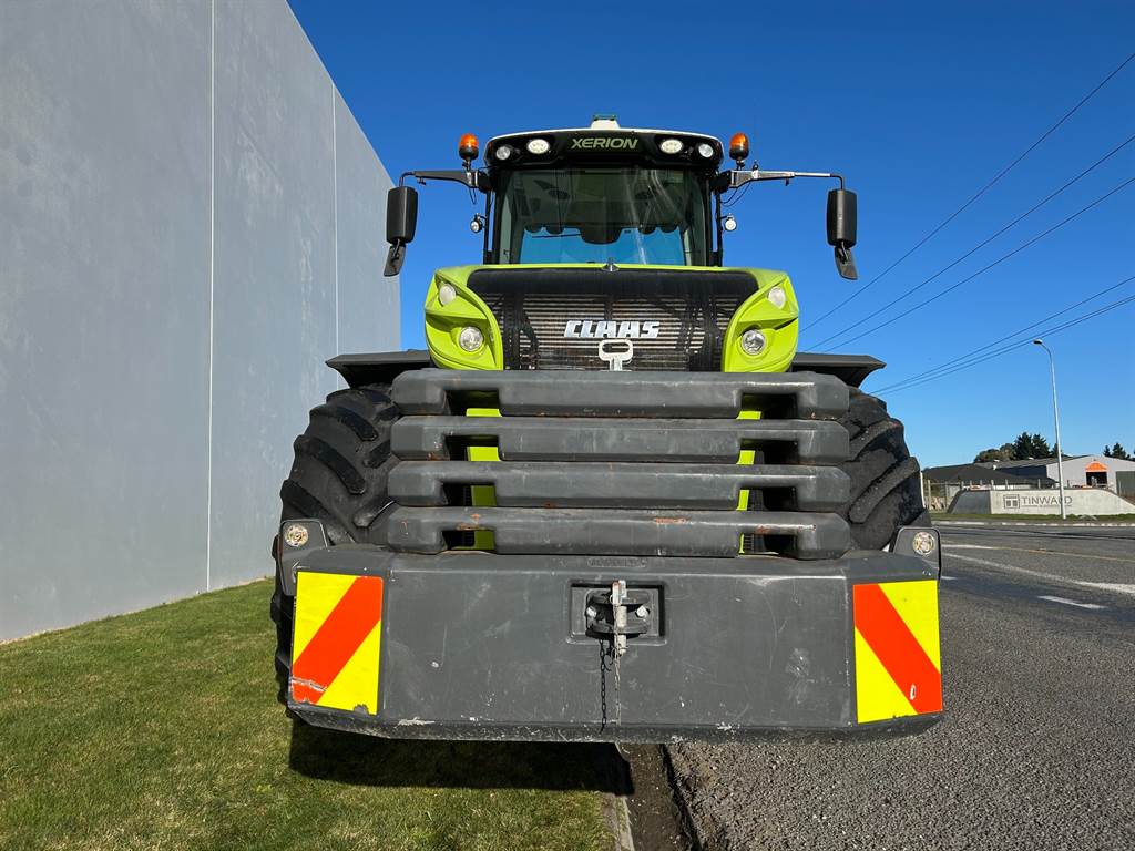 2018 CLAAS XERION 5000