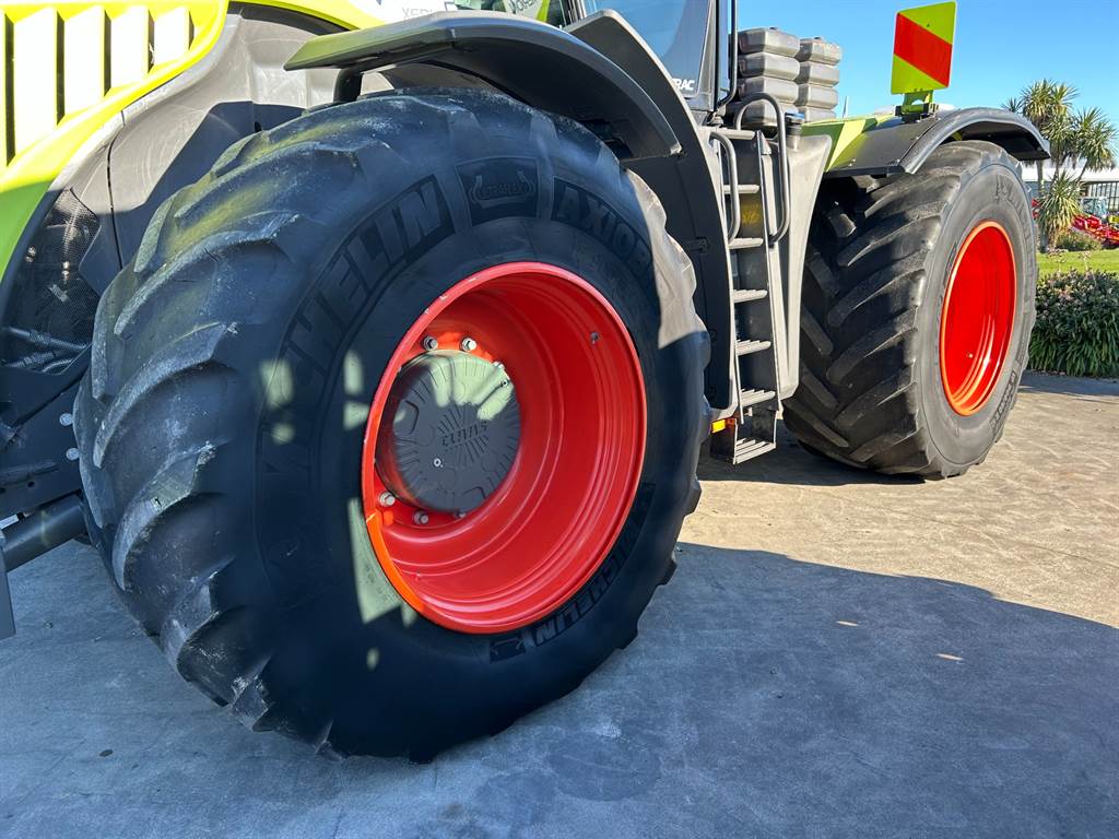 2018 CLAAS XERION 5000