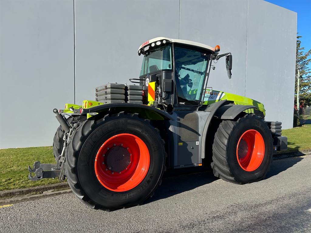 2018 CLAAS XERION 5000