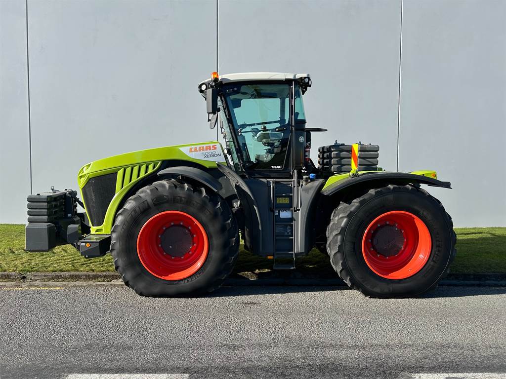 2018 CLAAS XERION 5000