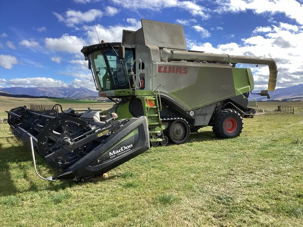 2013 CLAAS LEXION 750 TT