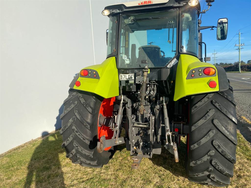2017 CLAAS ARION 420