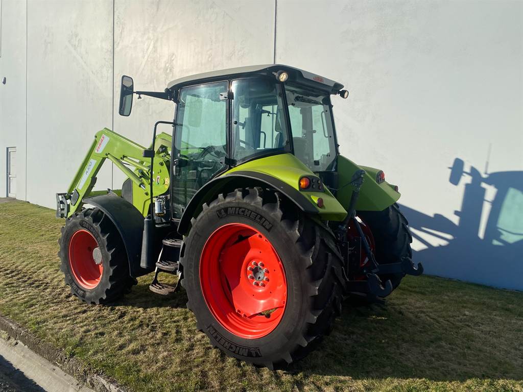 2017 CLAAS ARION 420