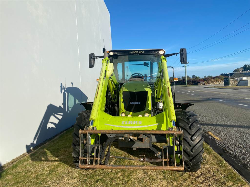 2017 CLAAS ARION 420