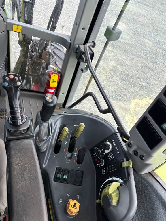 2007 CLAAS ARES 547 ATX