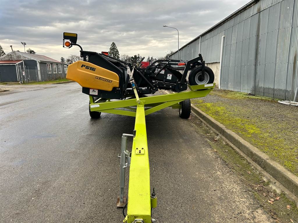2012 CLAAS RAKE UP P516