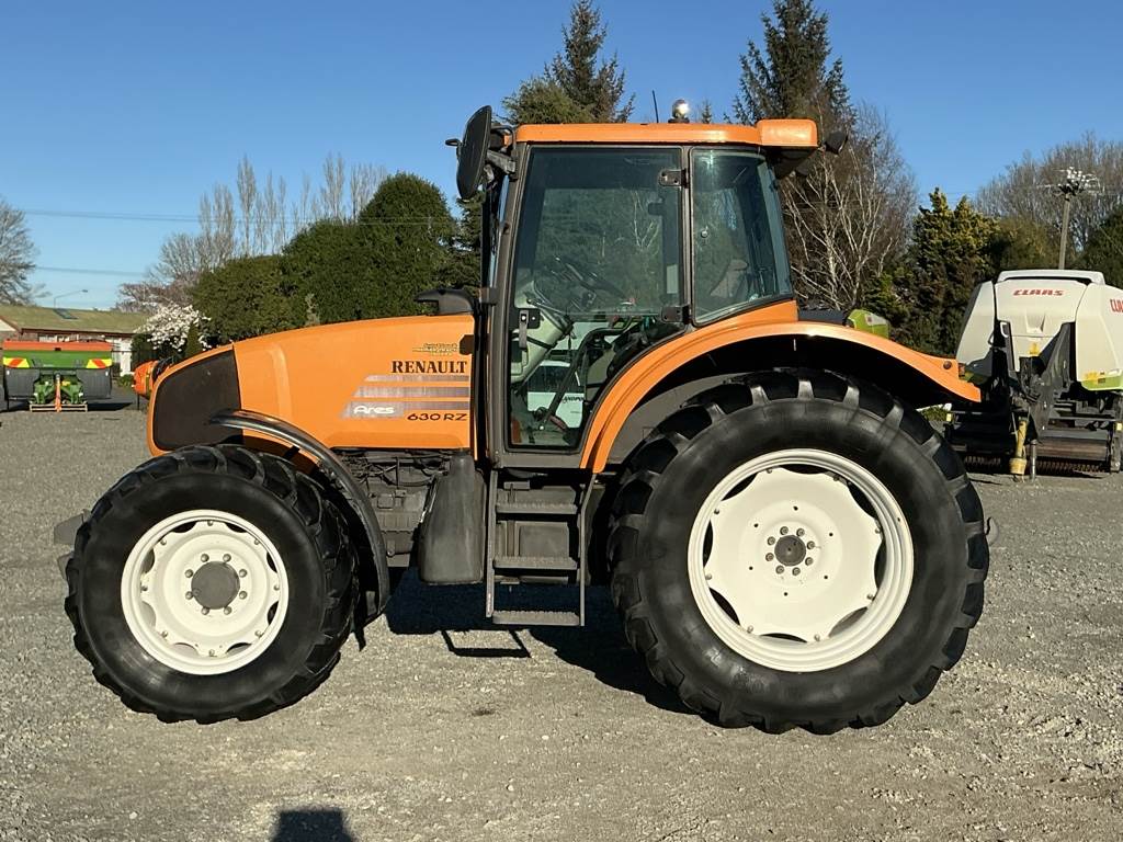 2002 Renault ARES 630RZ