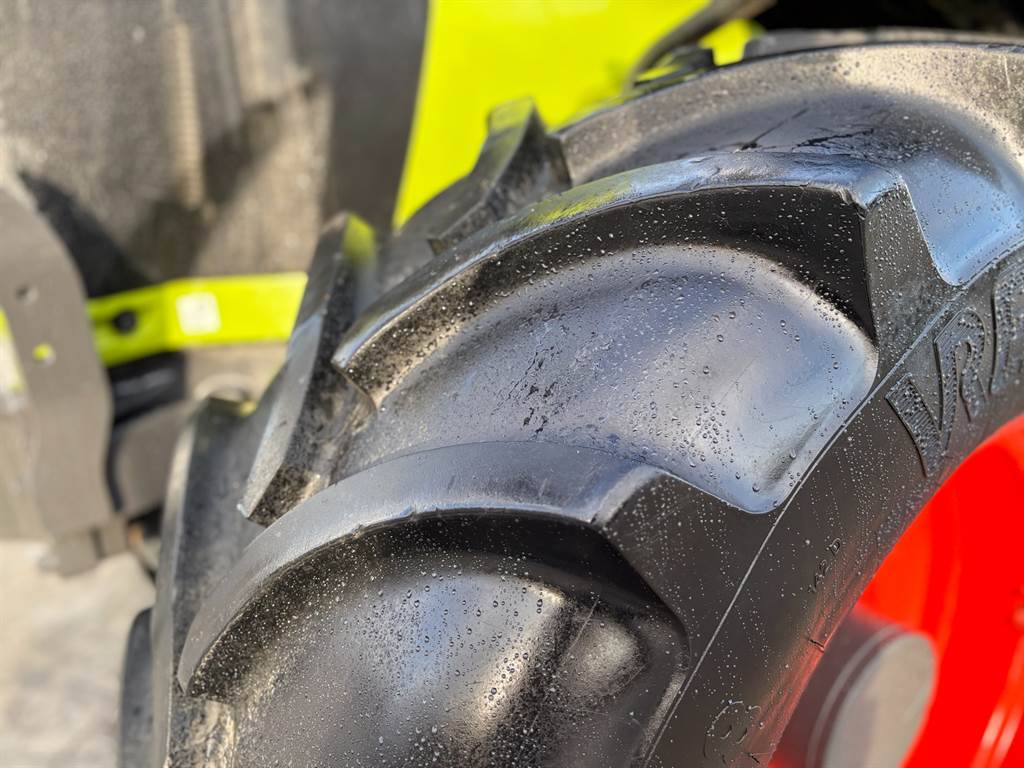 2021 CLAAS ARION 630