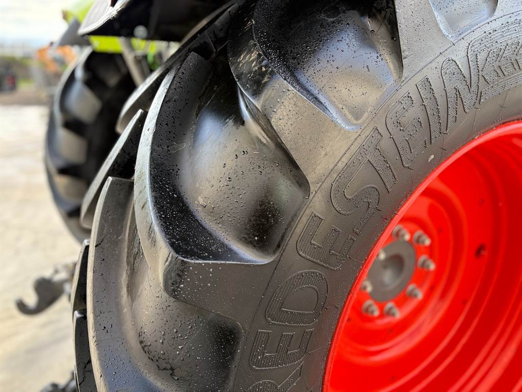 2021 CLAAS ARION 630