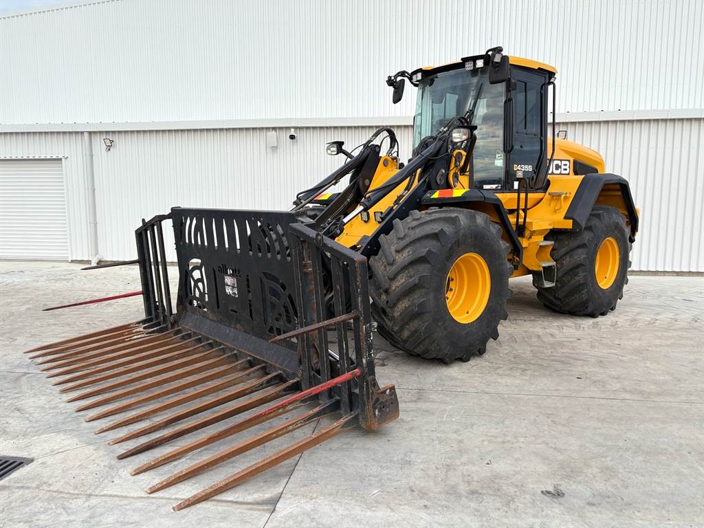 2017 JCB 435 S