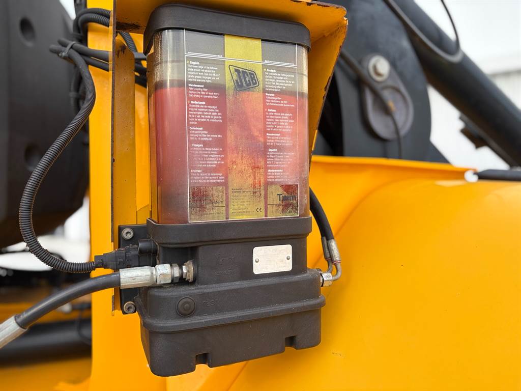 2017 JCB 435 S