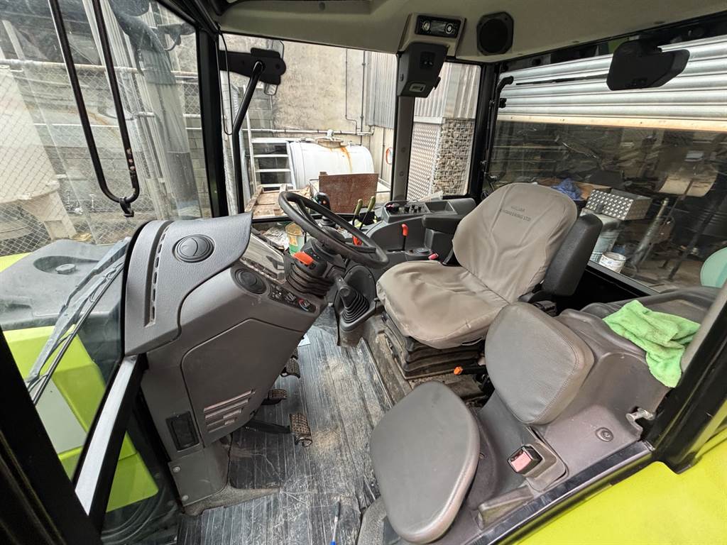 2019 CLAAS AXOS 340