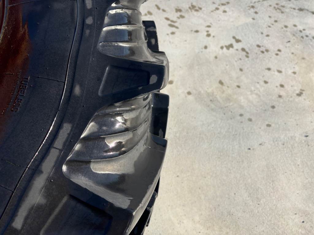 2000 Taurus Dual Wheels