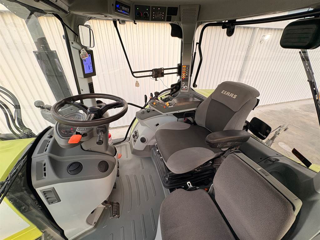 2018 CLAAS ARION 640