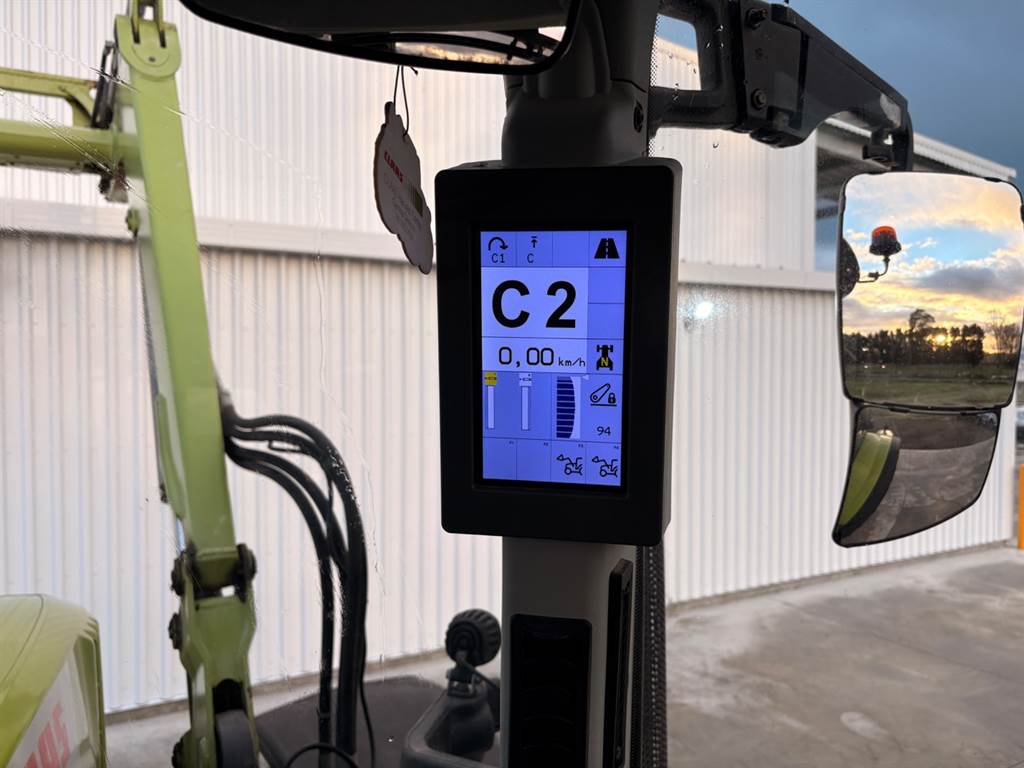 2018 CLAAS ARION 640