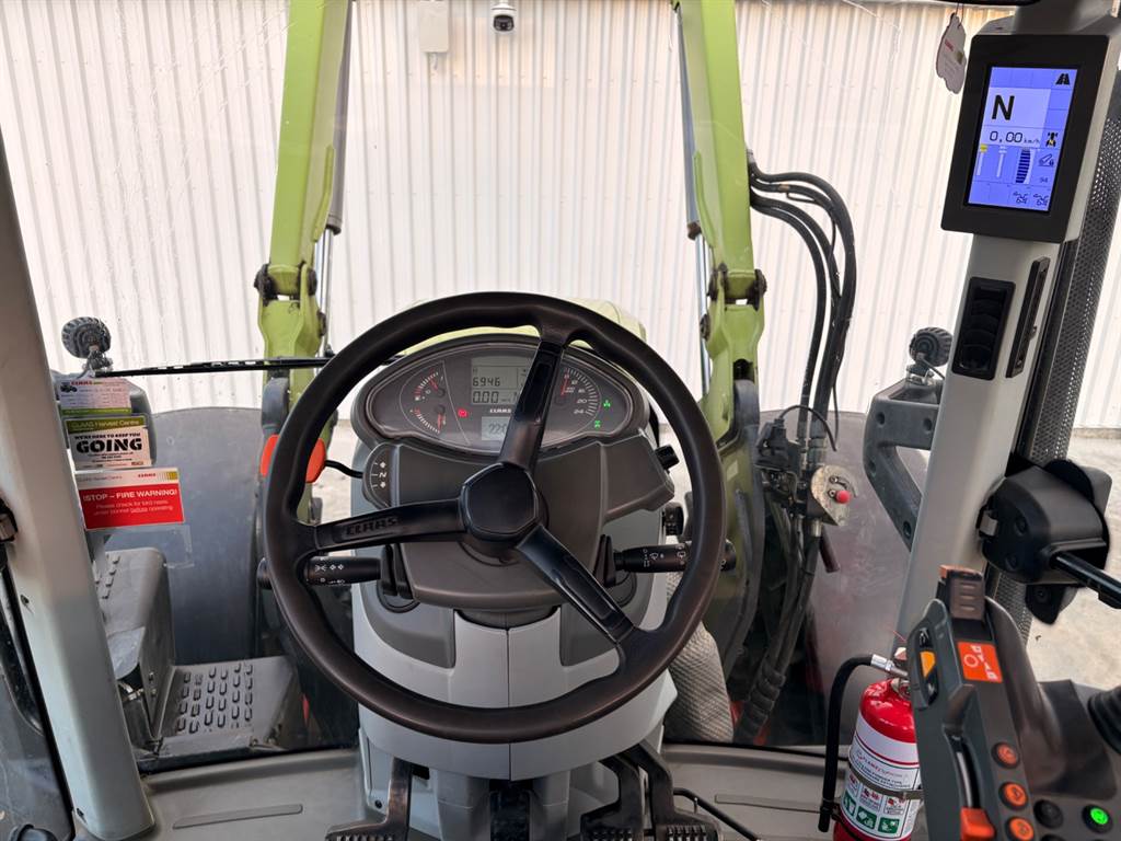 2018 CLAAS ARION 640