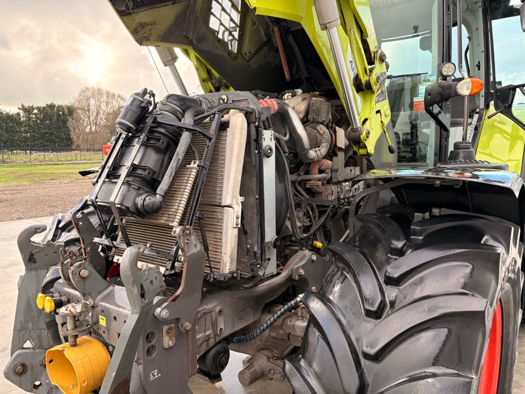 2018 CLAAS ARION 640