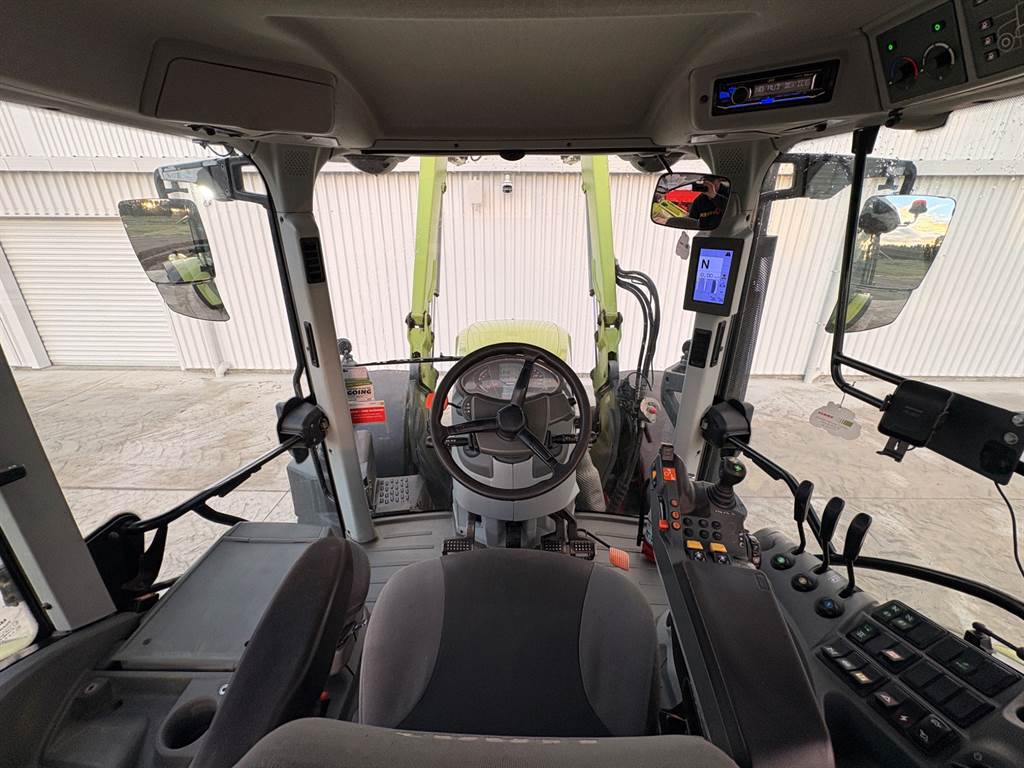 2018 CLAAS ARION 640