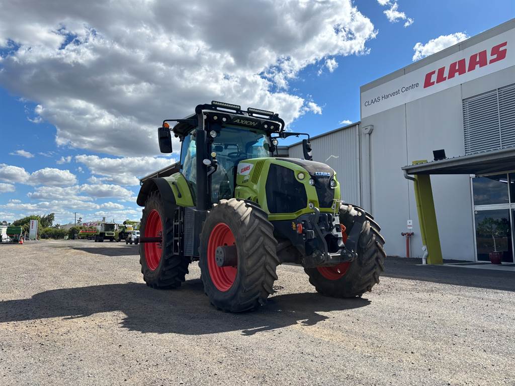 2022 CLAAS AXION 850 image 3