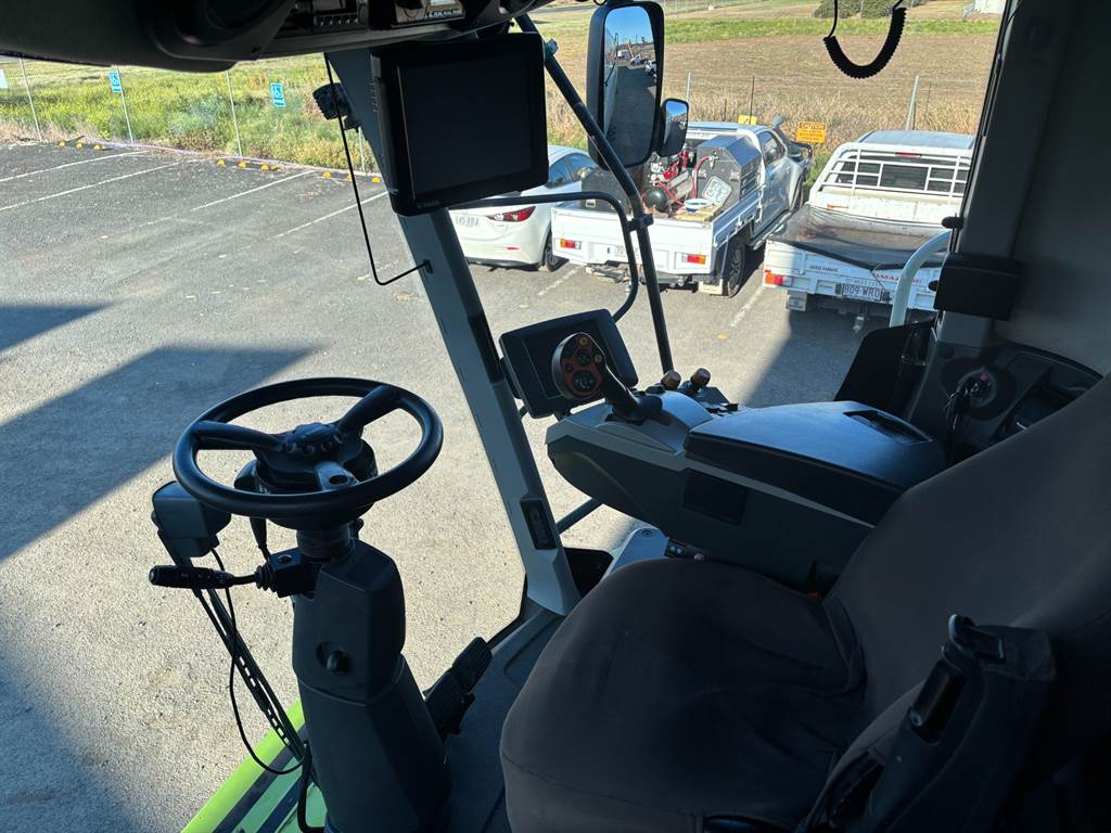 2015 CLAAS LEXION 760 TT