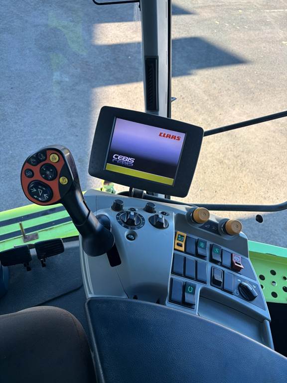 2015 CLAAS LEXION 760 TT