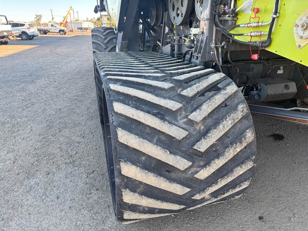 2015 CLAAS LEXION 760 TT