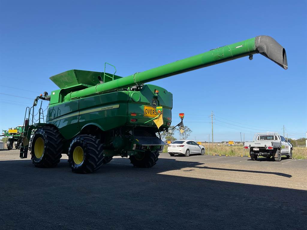 2021 John Deere S780