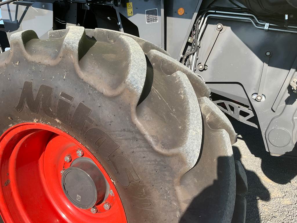 2023 CLAAS LEXION 7700 TT image 6