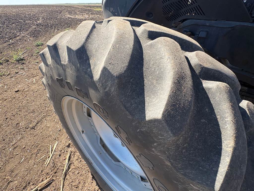 2023 CASE IH Magnum 380 image 11