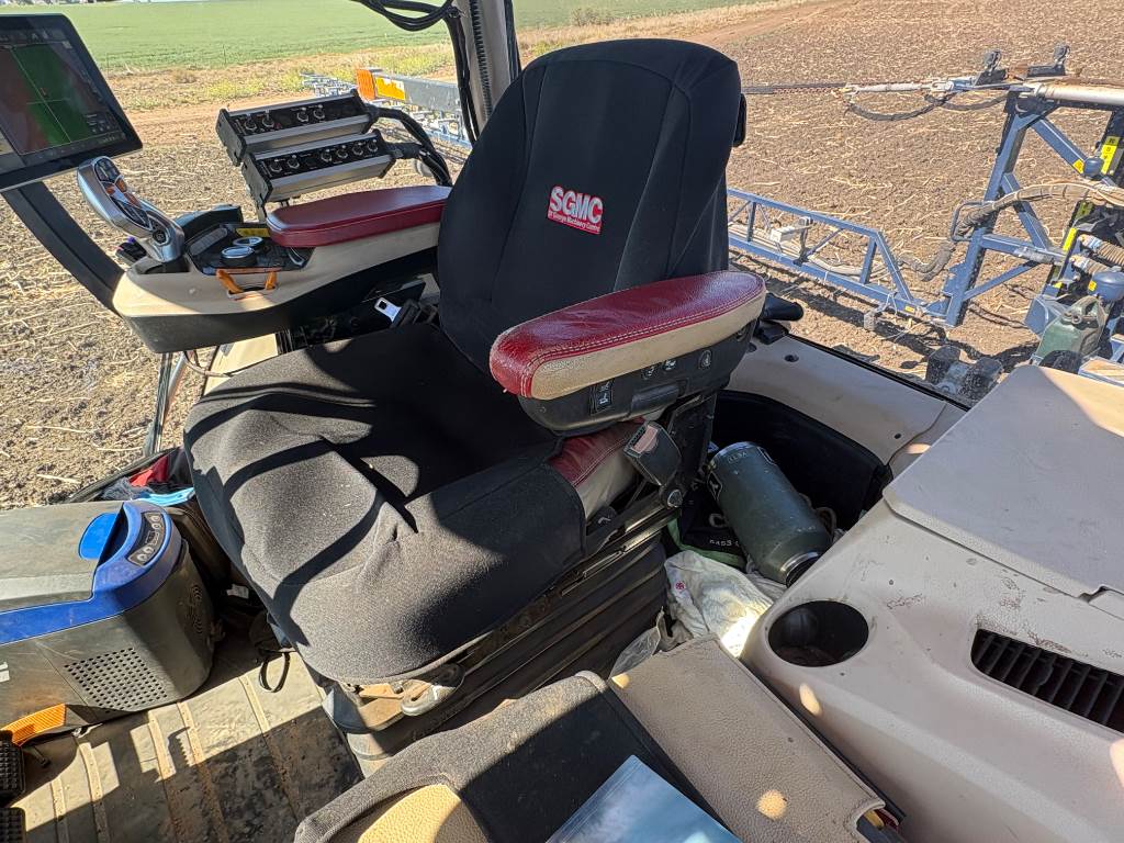 2023 CASE IH Magnum 380 image 15