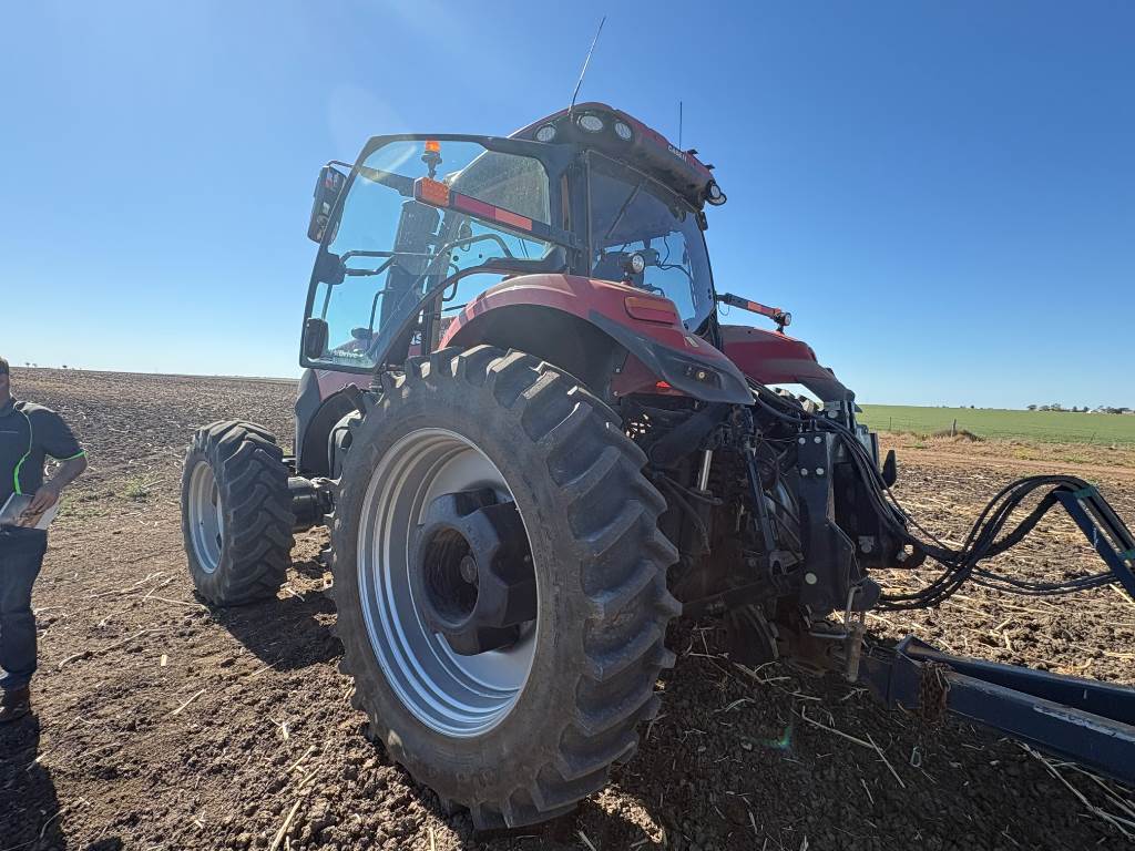 2023 CASE IH Magnum 380 image 3