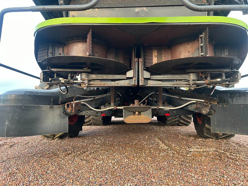 2015 CLAAS LEXION 770TT