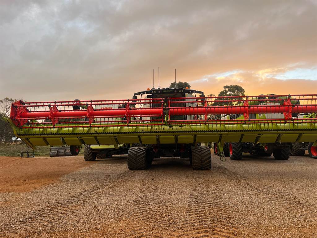 2015 CLAAS LEXION 770TT