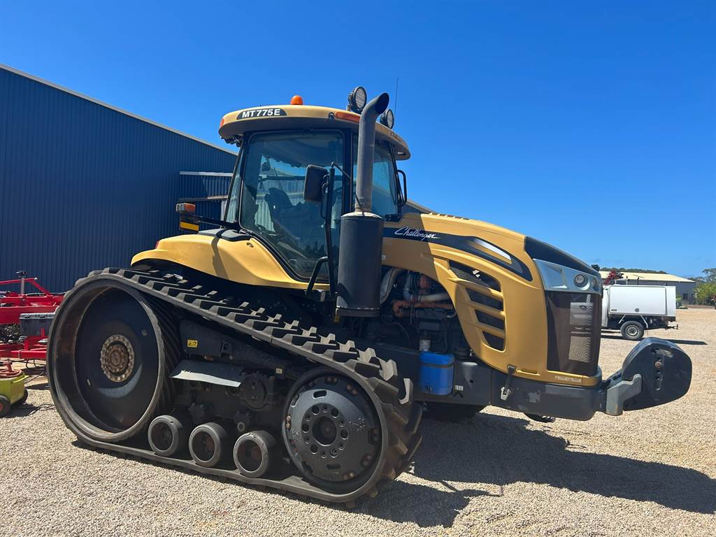 2015 Challenger MT 775E