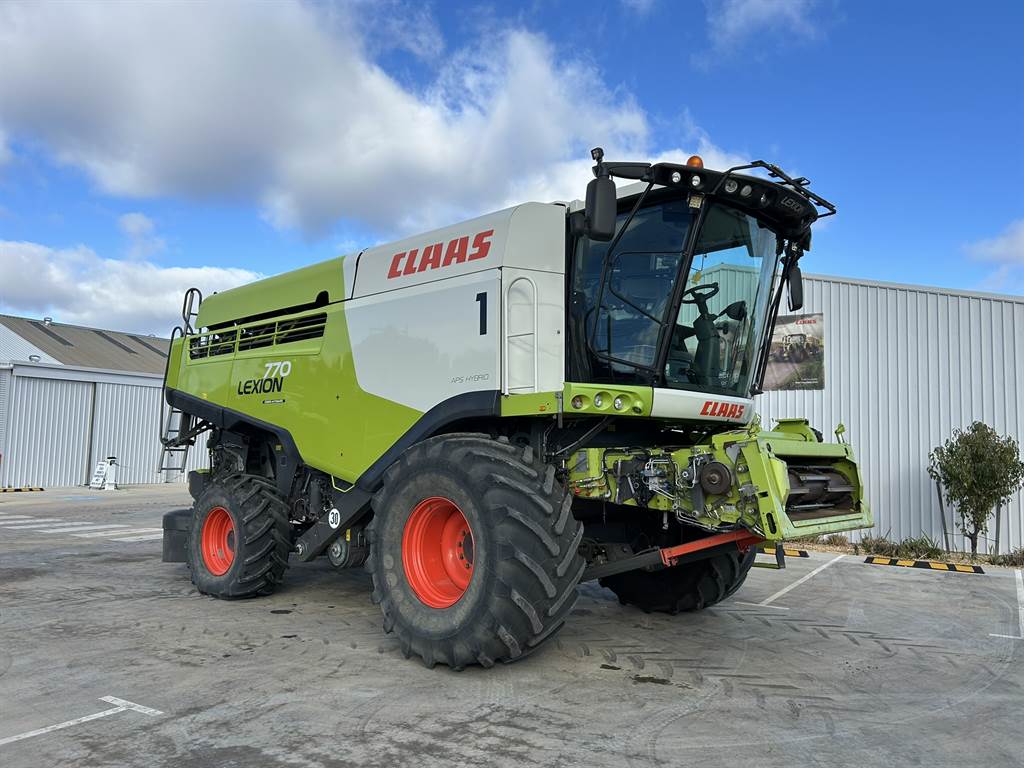 2019 CLAAS LEXION 770 image 7
