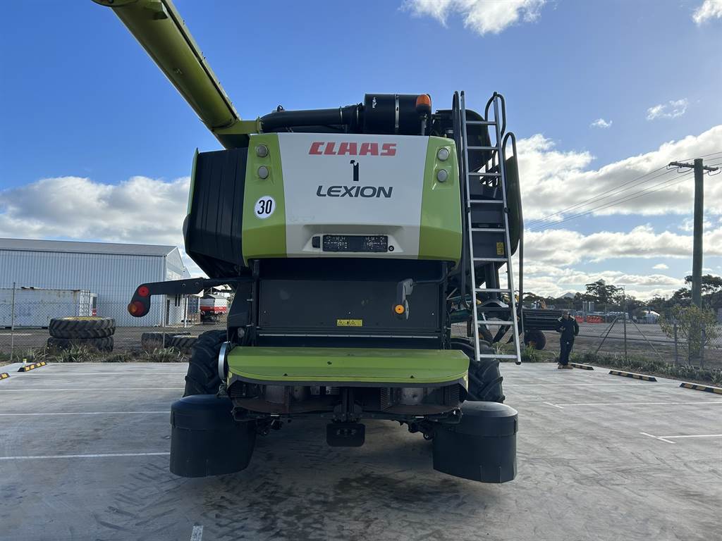 2019 CLAAS LEXION 770 image 4