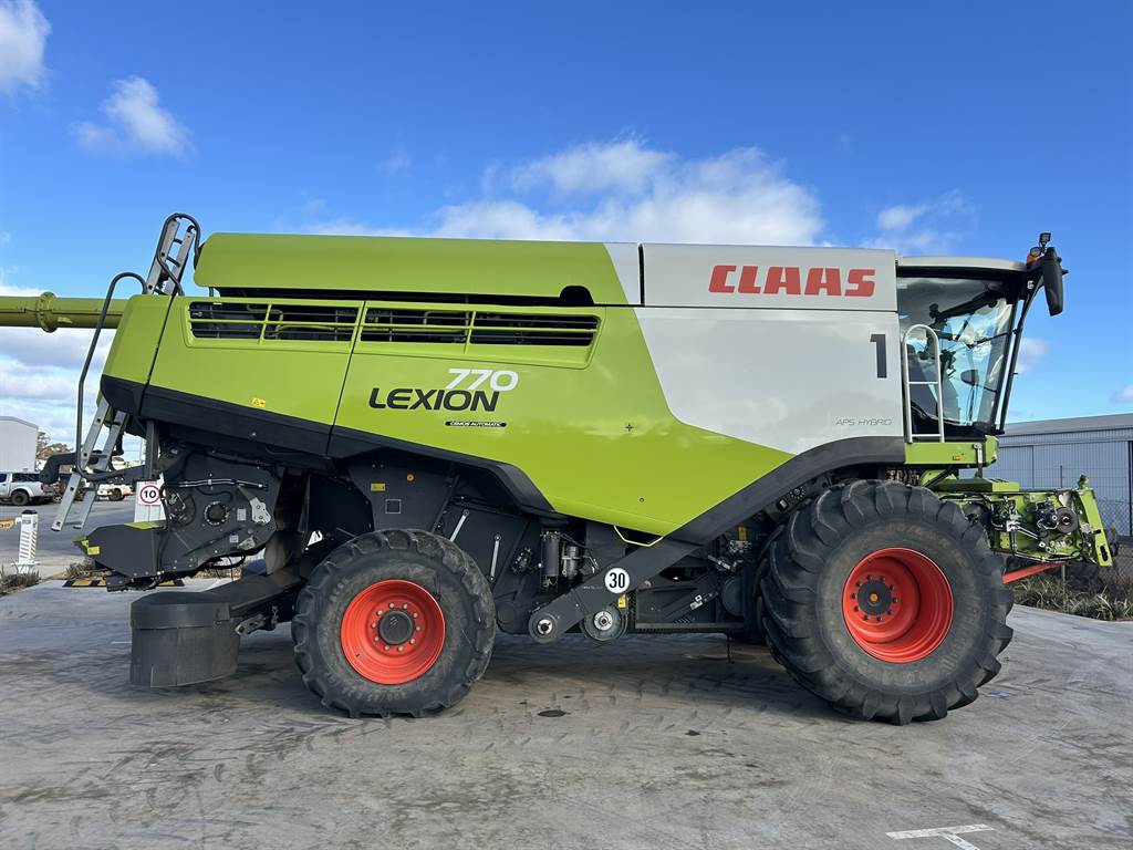 2019 CLAAS LEXION 770 image 6