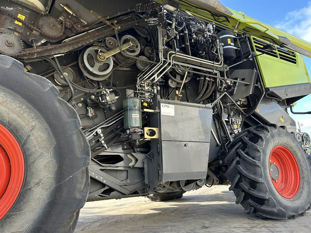 2019 CLAAS LEXION 770 image 9