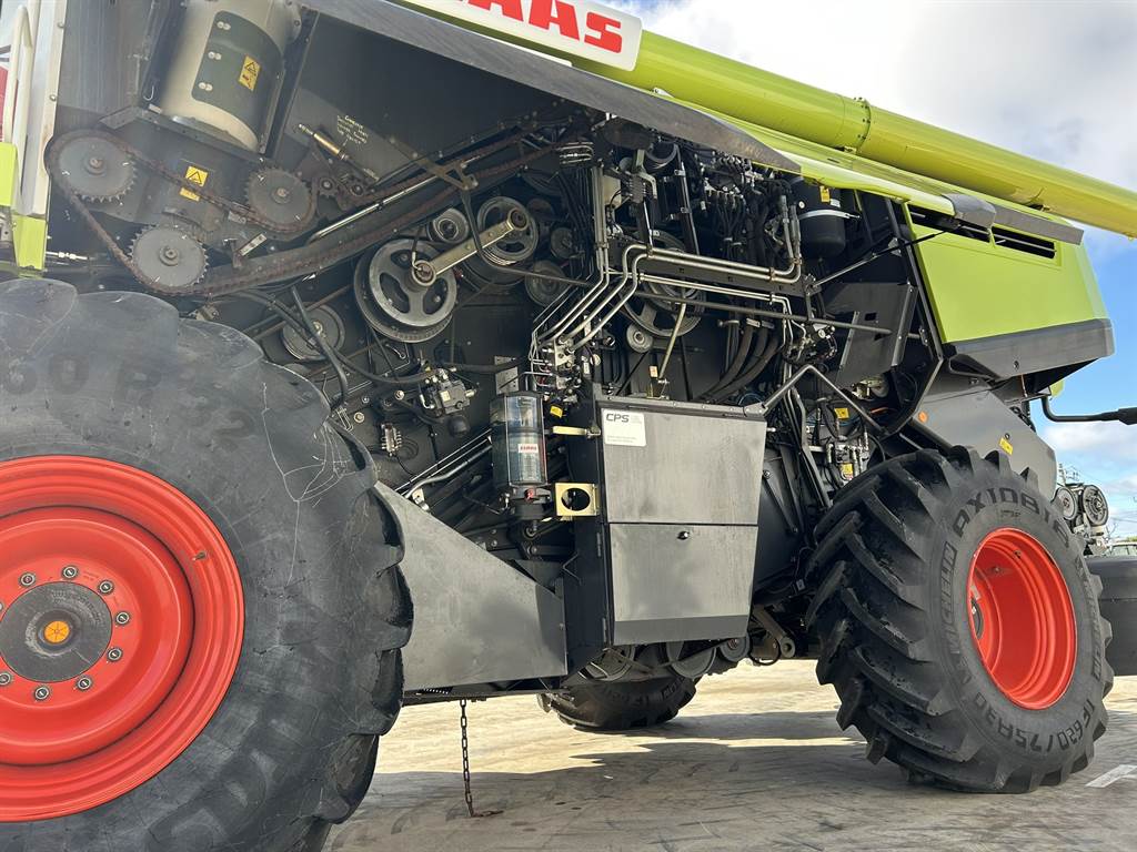 2019 CLAAS LEXION 770 image 9