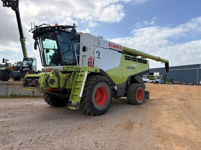 2019 CLAAS LEXION 770 image 8