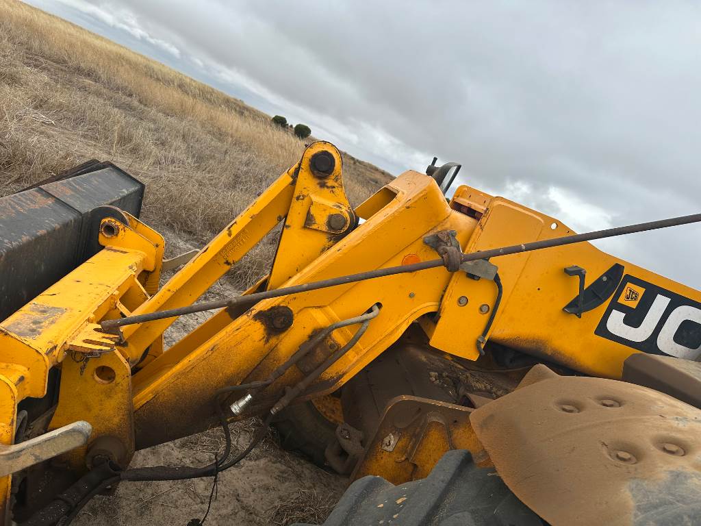 2019 JCB 541-70 image 14