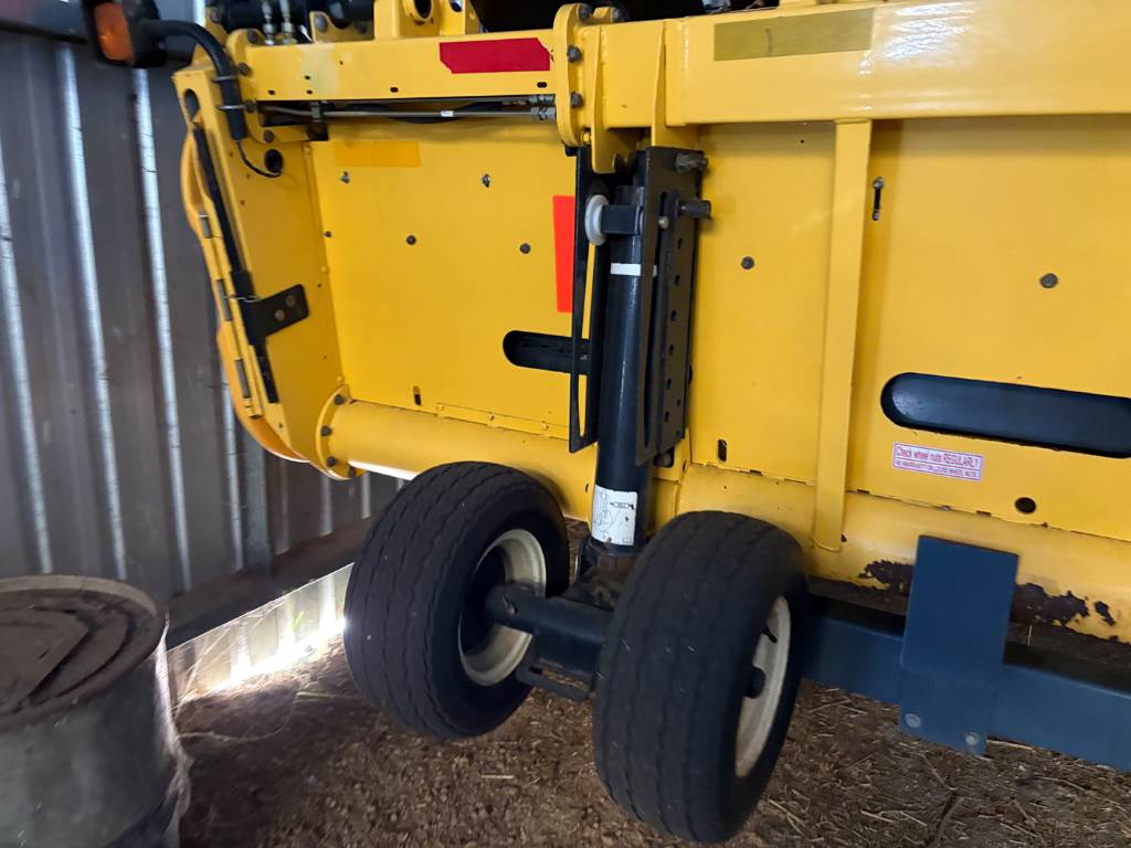 2018 New Holland CR9.90