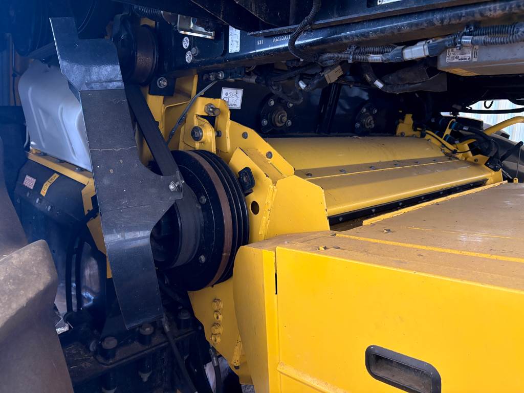 2018 New Holland CR9.90