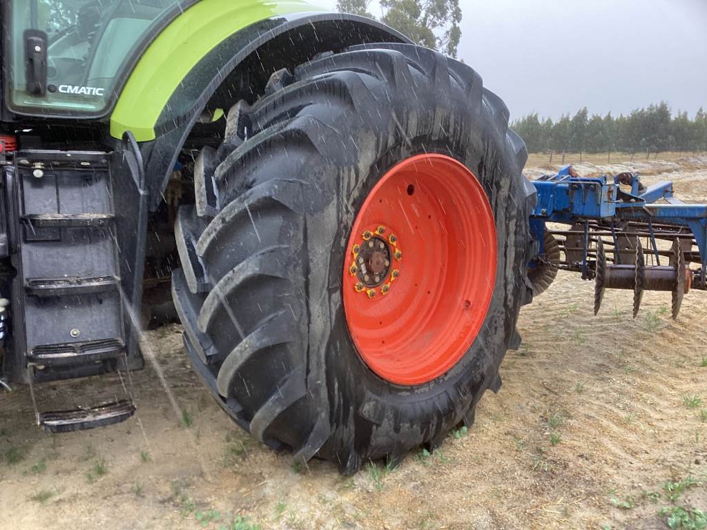 2018 CLAAS AXION 930 image 4